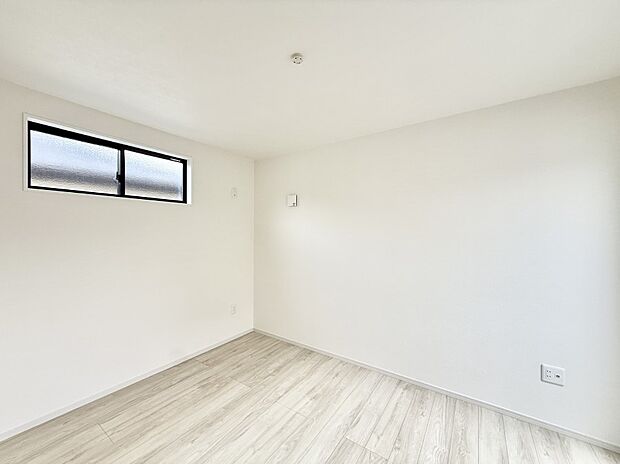 2号棟  ■落ち着いた色合いのお部屋で穏やかな時間を楽しめます