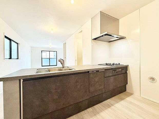 ■家族の絆を深める、温もりのあるキッチン