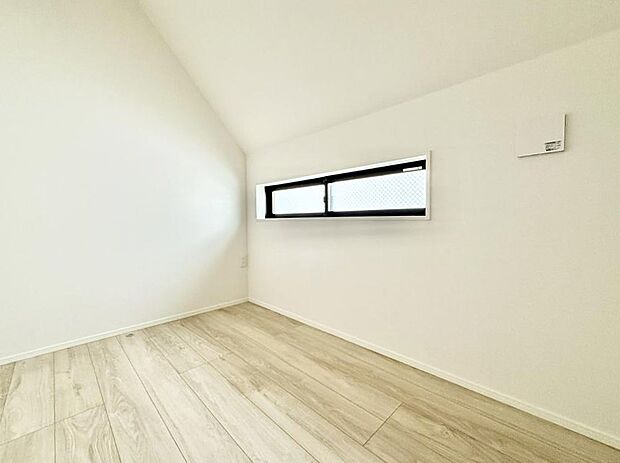 ■落ち着いた雰囲気のお部屋で心が安らぐ空間