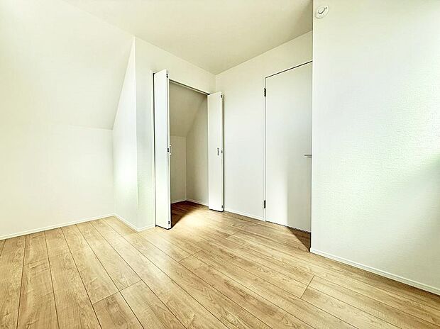 ■落ち着いた雰囲気のお部屋で心が安らぐ空間