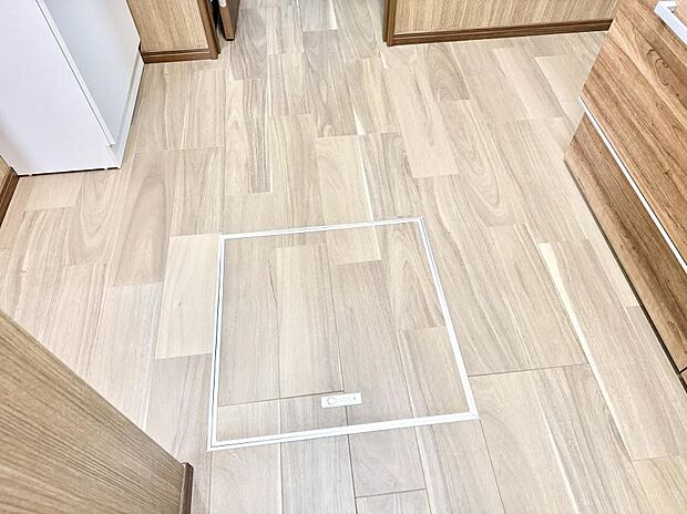 ■季節物など簡単に収納でき便利