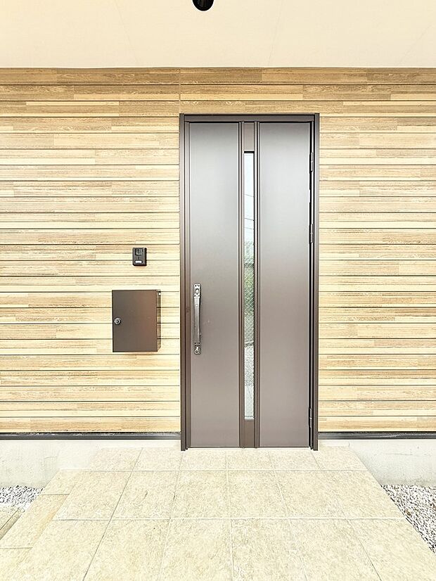 1号棟  ■ 心地よい暮らしへとつながる、温かい玄関