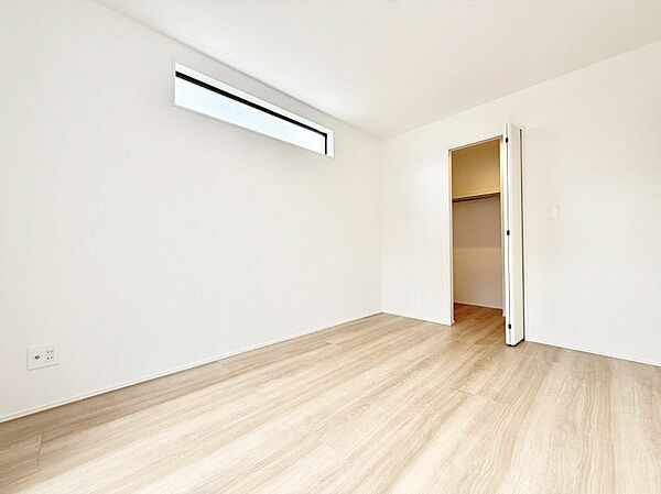 1号棟  ■落ち着いた色合いのお部屋で穏やかな時間を楽しめます