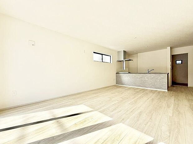 ■くつろぎと笑顔が集まる、心温まるリビング