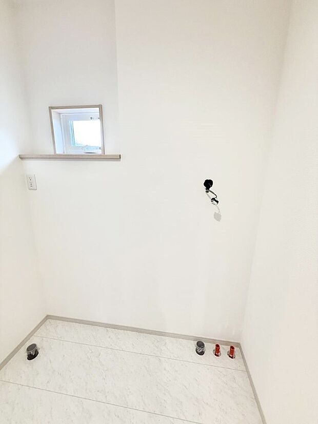 1号棟 ■朝の準備がスムーズにできる広さです