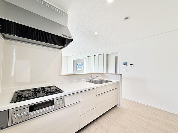 ■家族の絆を深める、温もりのあるキッチン