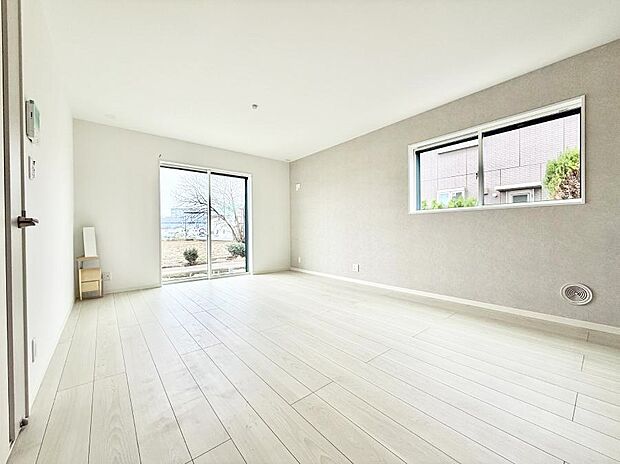 ■心落ち着く場所、ゆったり過ごせるリビング