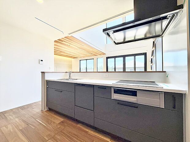 ■作る楽しみと食べる幸せを届けるキッチン