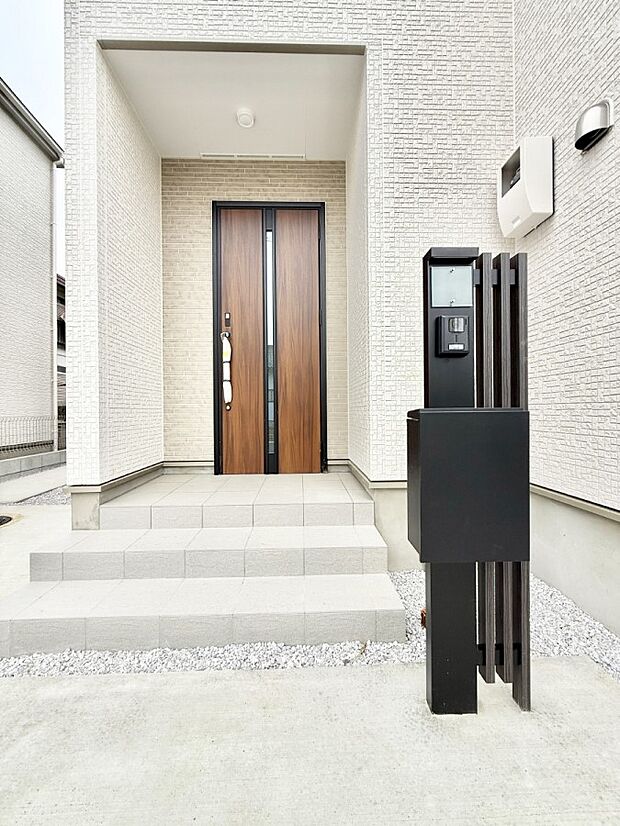 2号棟  ■ 帰るたびにホッとする、安心感のある佇まい