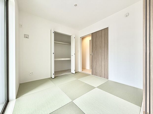 ■落ち着いた色合いのお部屋で穏やかな時間を楽しめます