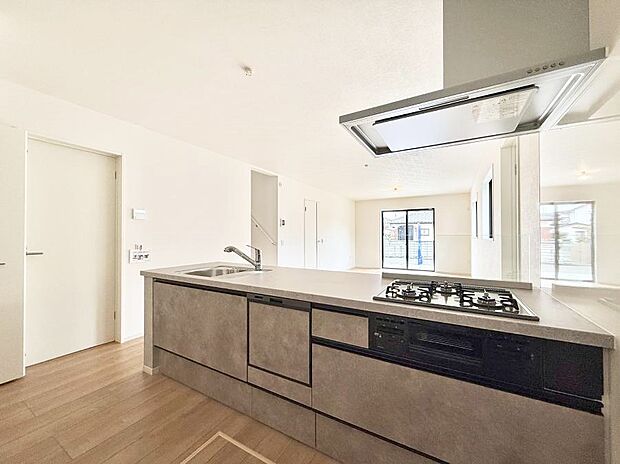 ■家族の絆を深める、温もりのあるキッチン