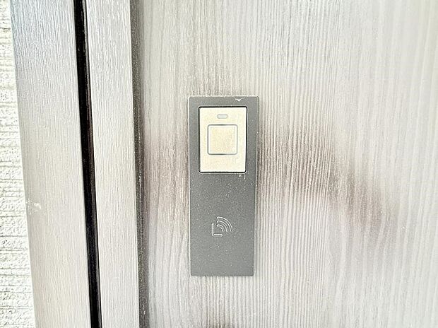 ■鍵を取り出さずに便利に操作できて快適