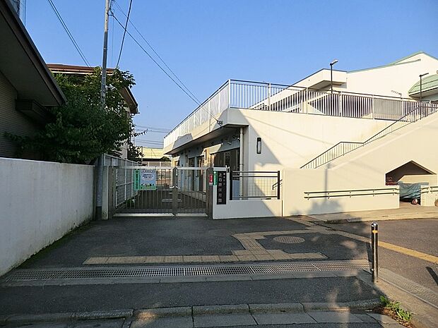幼稚園・保育園 800m 調布市立 上石原保育園