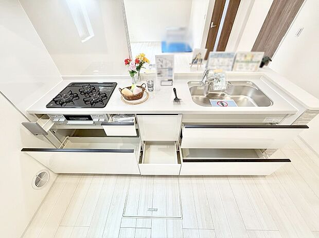 ■料理がもっと楽しくなる、快適なキッチン空間