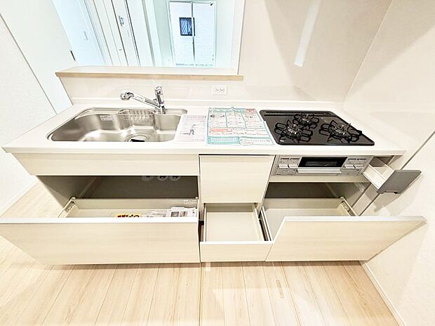 2号棟 ■料理がもっと楽しくなる、快適なキッチン空間