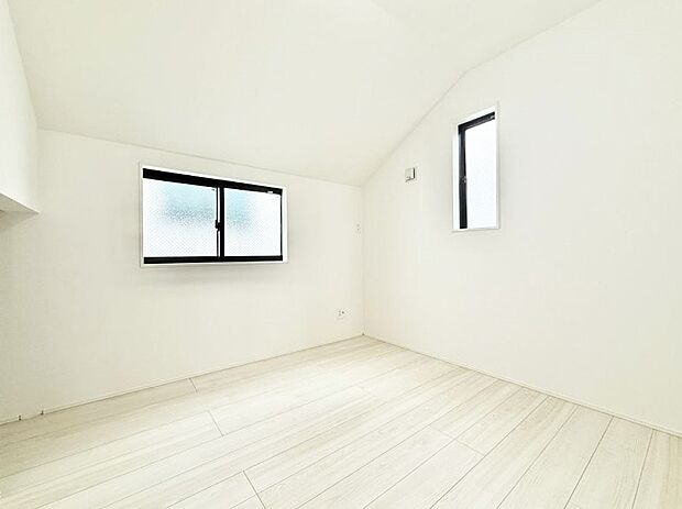 ■窓の配置や通気性の良い設計で部屋の空気がこもらず、常に新鮮な空気が流れます