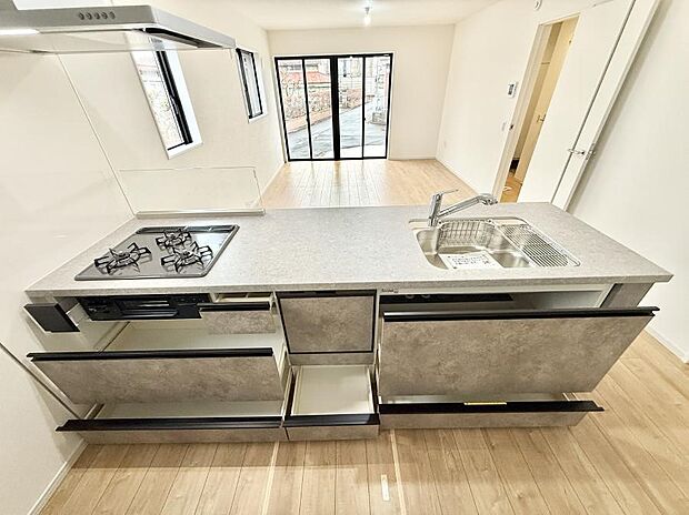 ■料理がもっと楽しくなる、快適なキッチン空間