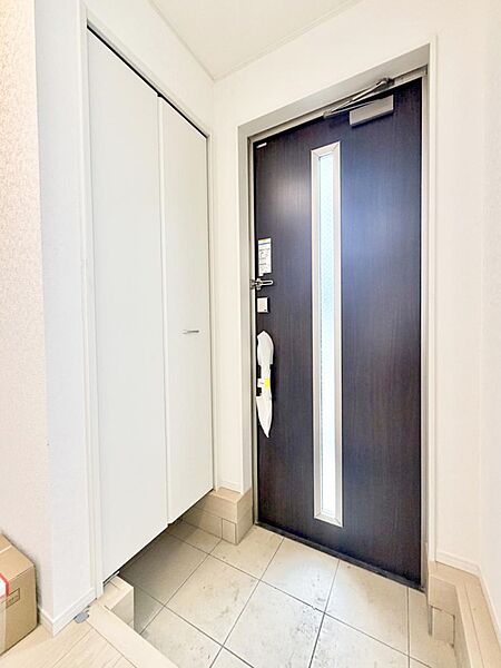1号棟  ■ 家族やゲストをやさしく迎える、心地よい空間