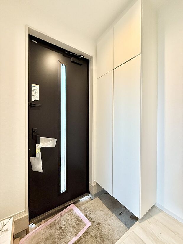 2号棟 ■ シンプルで美しく、快適な暮らしの入り口