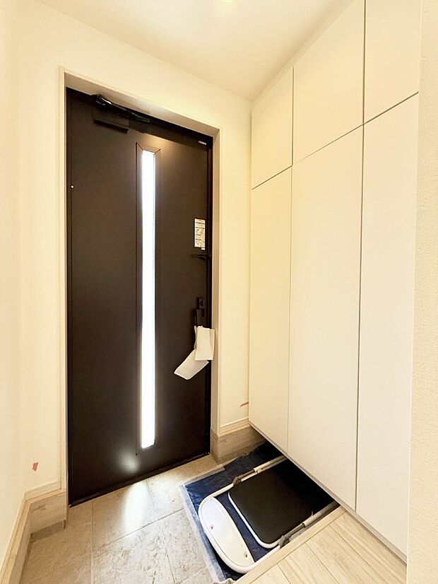 1号棟 ■ ここから始まる一日、すっきり整った玄関
