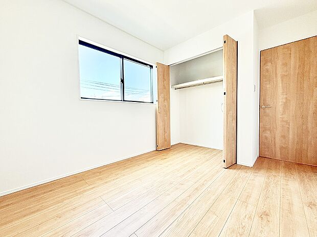 1号棟  ■落ち着いた色合いのお部屋で穏やかな時間を楽しめます