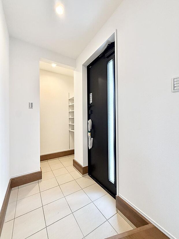 ■ ここから始まる一日、すっきり整った玄関