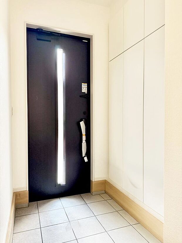 1号棟 ■ ここから始まる一日、すっきり整った玄関