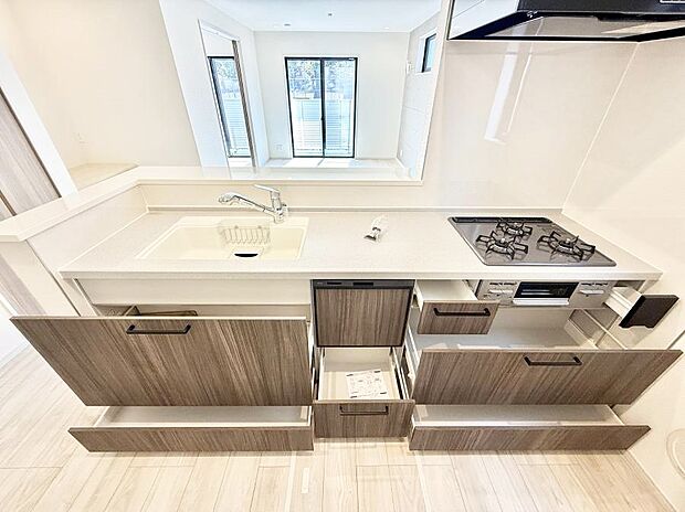 ■美味しい時間が生まれる、笑顔あふれるキッチン