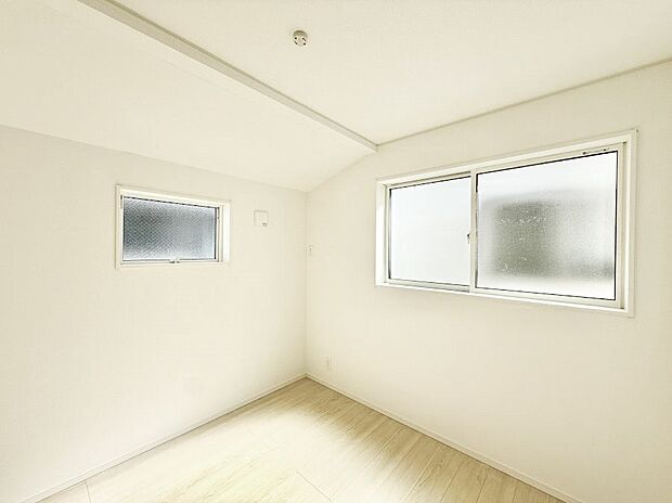 1号棟 ■落ち着いた雰囲気のお部屋で心が安らぐ空間