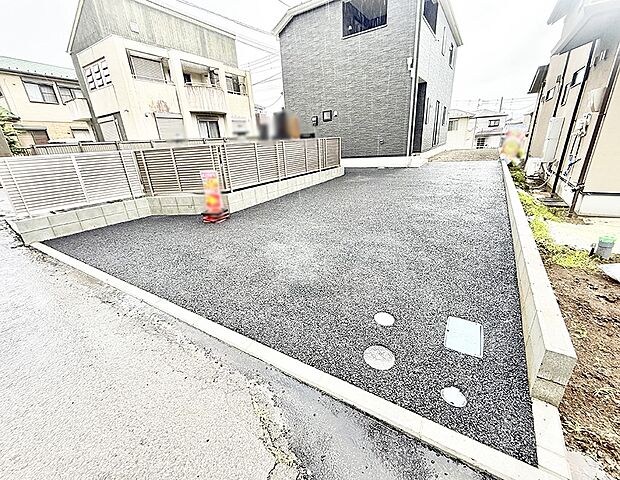 1号棟 ■快適な駐車スペースで安心
