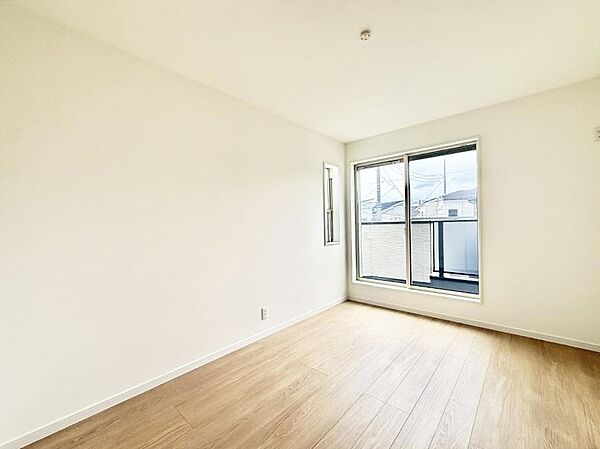 4号棟  ■自分だけのスペース どんなお部屋にするかとっても楽しみですね
