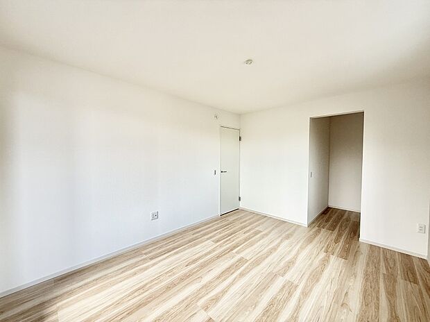 ■落ち着いた雰囲気のお部屋で心が安らぐ空間