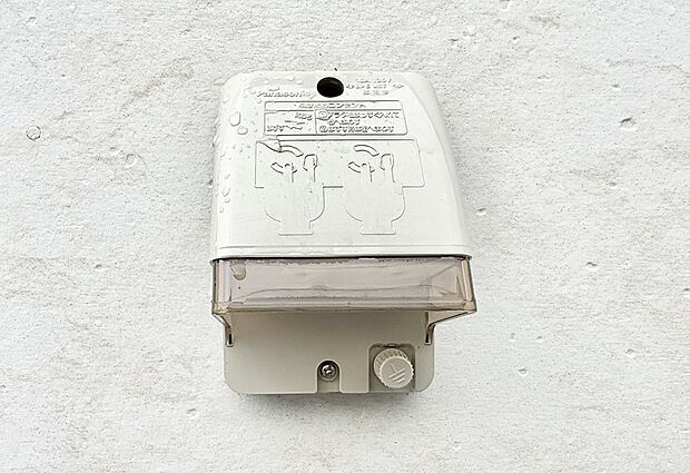 ■屋外に電源コンセントがあれば、高圧洗浄機で窓や外壁を掃除するなど便利です。
