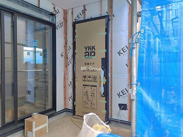 ■ シンプルで美しく、住まいの第一印象を彩る玄関です