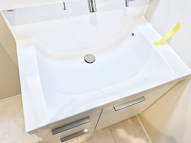 ■手洗いや顔を洗う時も快適に使える便利なシャワー
