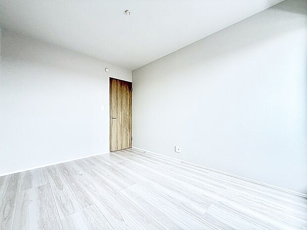 ■落ち着いた雰囲気のお部屋で心が安らぐ空間