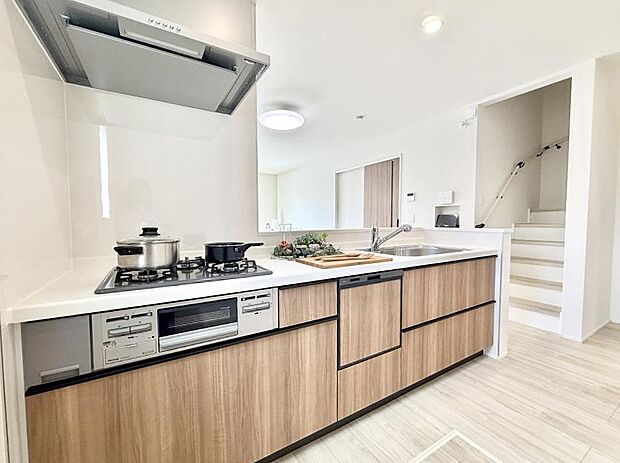 ■料理がもっと楽しくなる、快適なキッチン空間