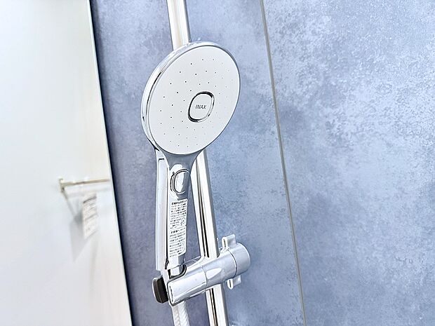 ■手元で簡単に止水できるため、水の無駄遣いを減らすことができます。