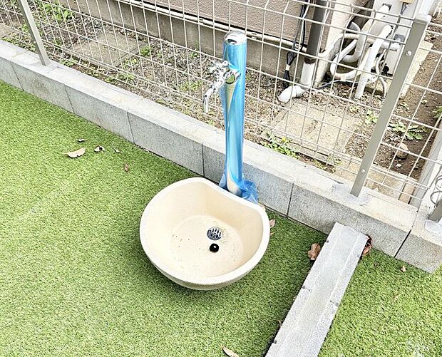 1号棟 ■ガーデニングや洗車などの際に大活躍な屋外立水栓