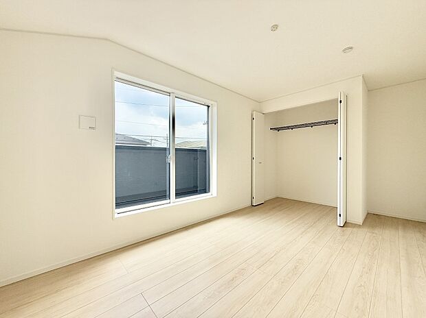 ■落ち着いた色合いのお部屋で穏やかな時間を楽しめます