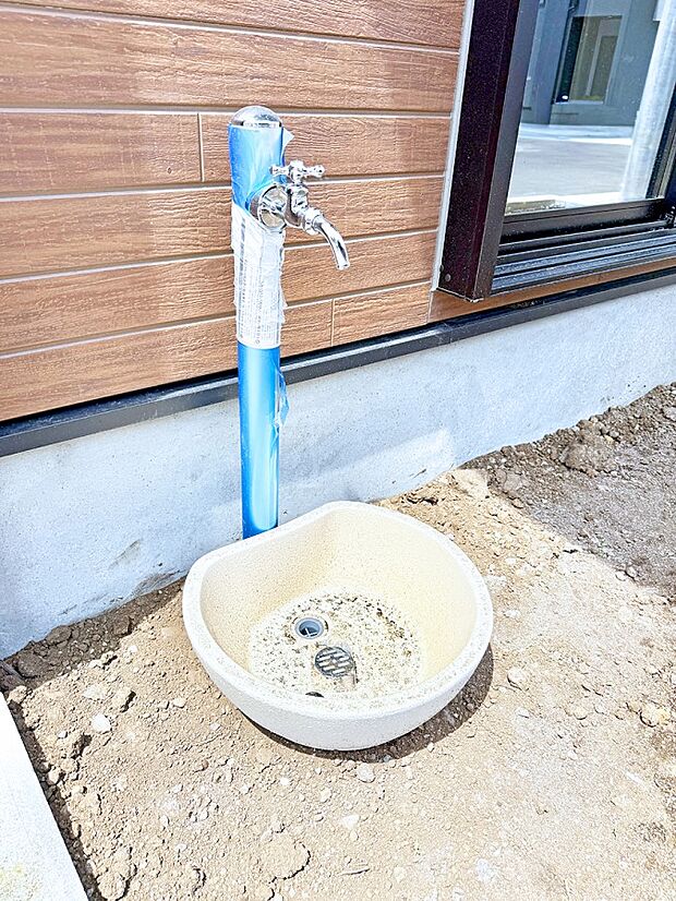 3号棟 ■ガーデニングや洗車などの際に大活躍な屋外立水栓