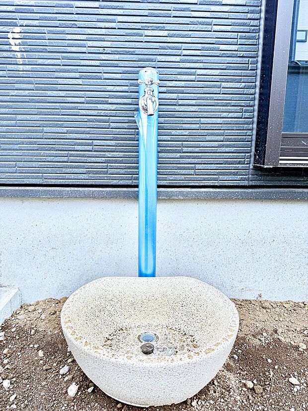 1号棟 ■ガーデニングや洗車などの際に大活躍な屋外立水栓