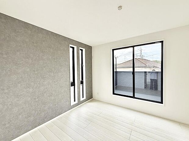 1号棟  ■落ち着いた色合いのお部屋で穏やかな時間を楽しめます