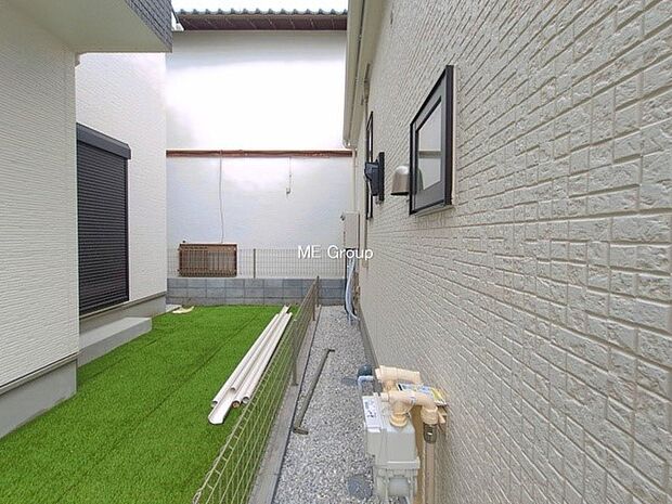 ■敷地内にゆとりある緑のスペースがあり、穏やかな雰囲気です