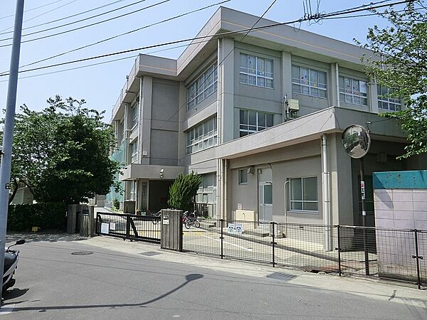 小学校 190m 横須賀市立北下浦小学校