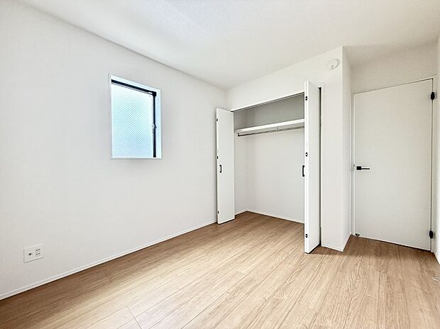 ■落ち着いた雰囲気のお部屋で心が安らぐ空間