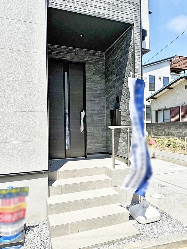 2号棟  ■ 心地よい暮らしへとつながる、温かい玄関