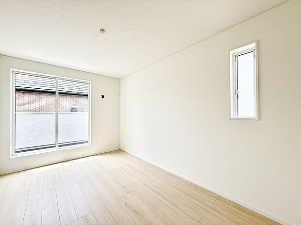 2号棟 ■窓の配置や通気性の良い設計で部屋の空気がこもらず、常に新鮮な空気が流れます