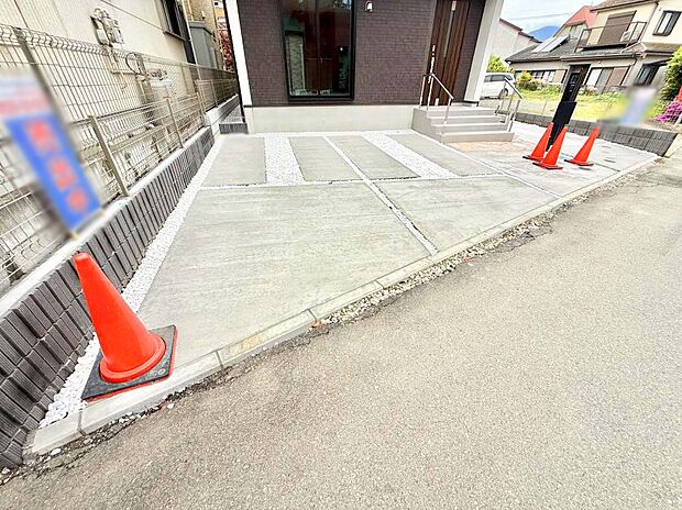 2号棟 ■自宅にある駐車スペースなので安心ですね