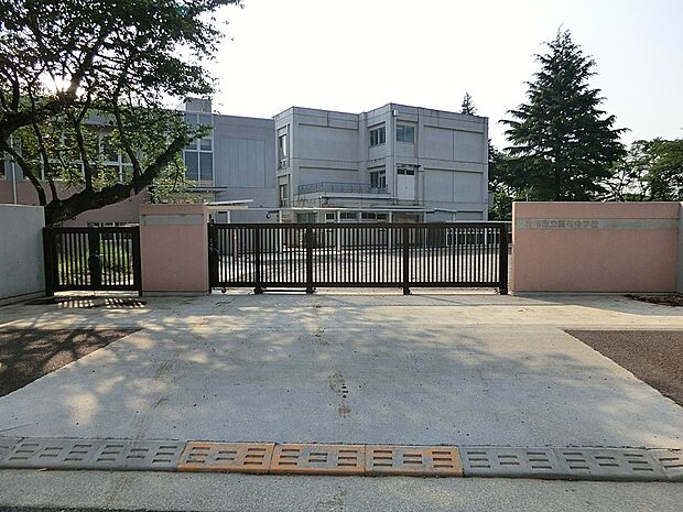 中学校 1040m 調布市立調布中学校